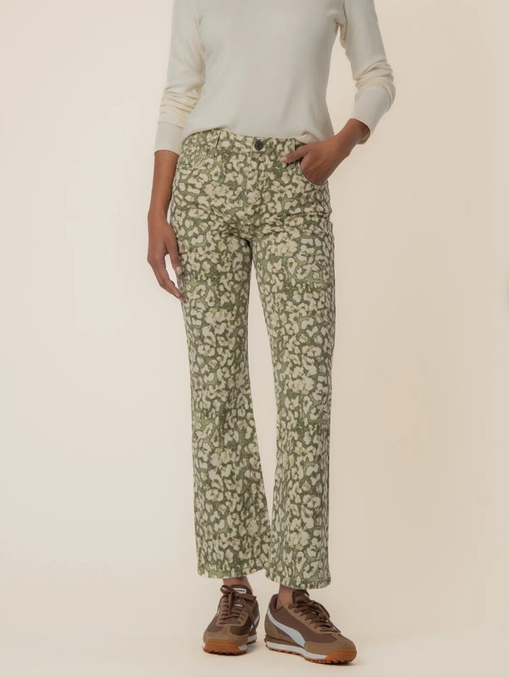 Kut from the Kloth Kelsey Ankle Flare White And Dark Olive Green Print Pants